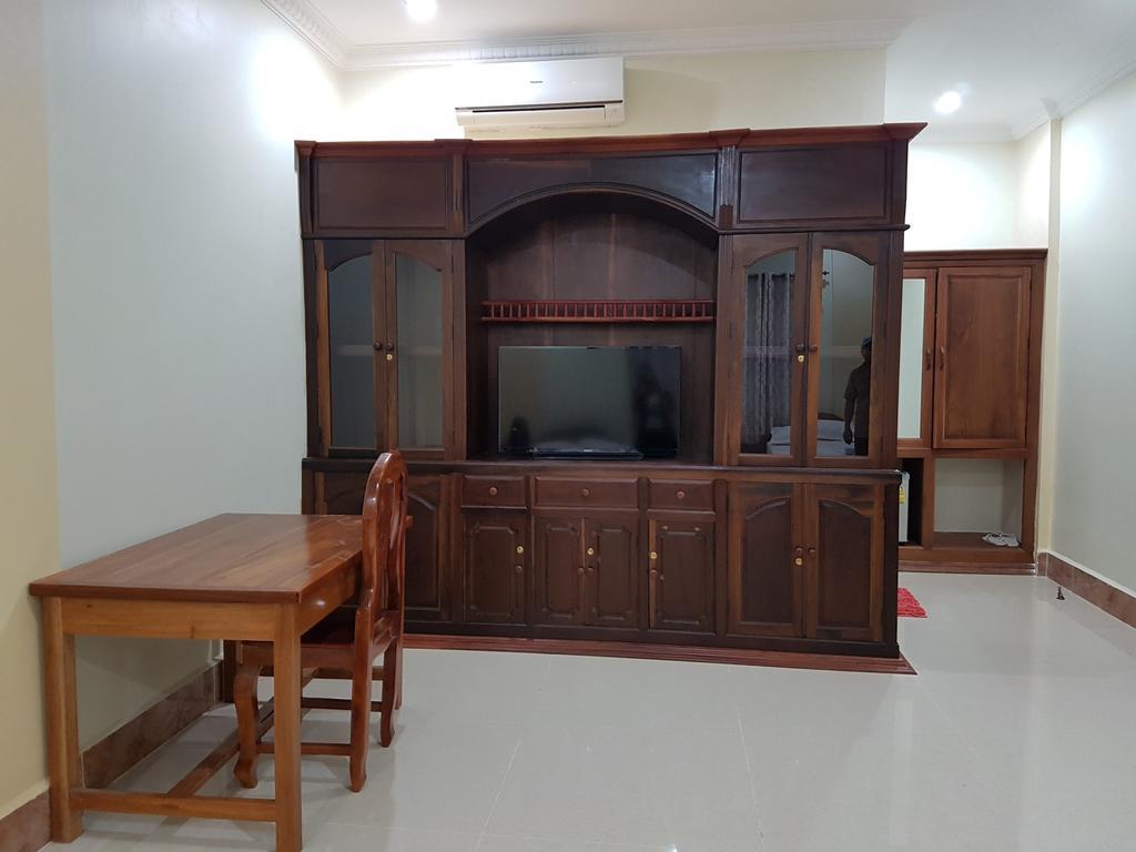 Samnop Samnang Guesthouse Kâmpôt Zewnętrze zdjęcie